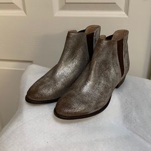 SEYCHELLES Women’s Offstage Ankle Leather Boots Pewter size 7